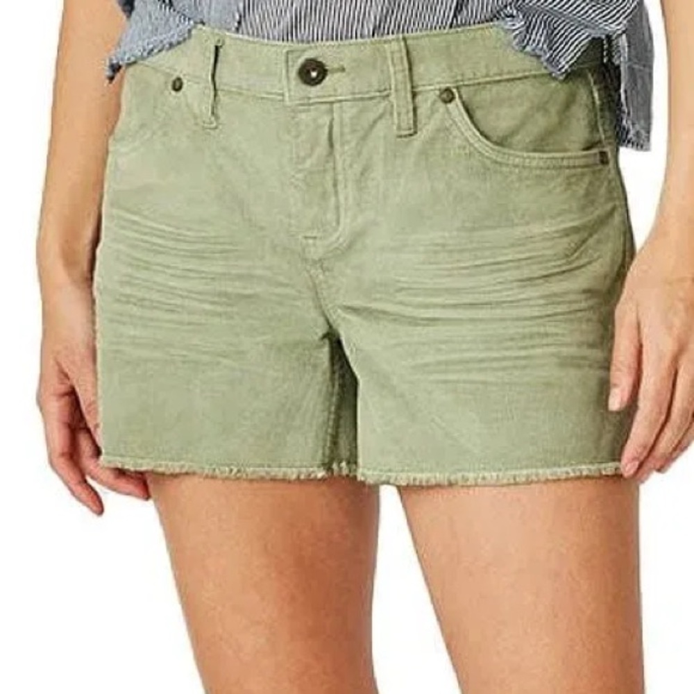 Carve Designs Oahu Shorts 4" Size 8